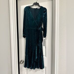 Green burnout Calvin Klein holiday dress. Size 4 Petite. Brand new. Never worn.